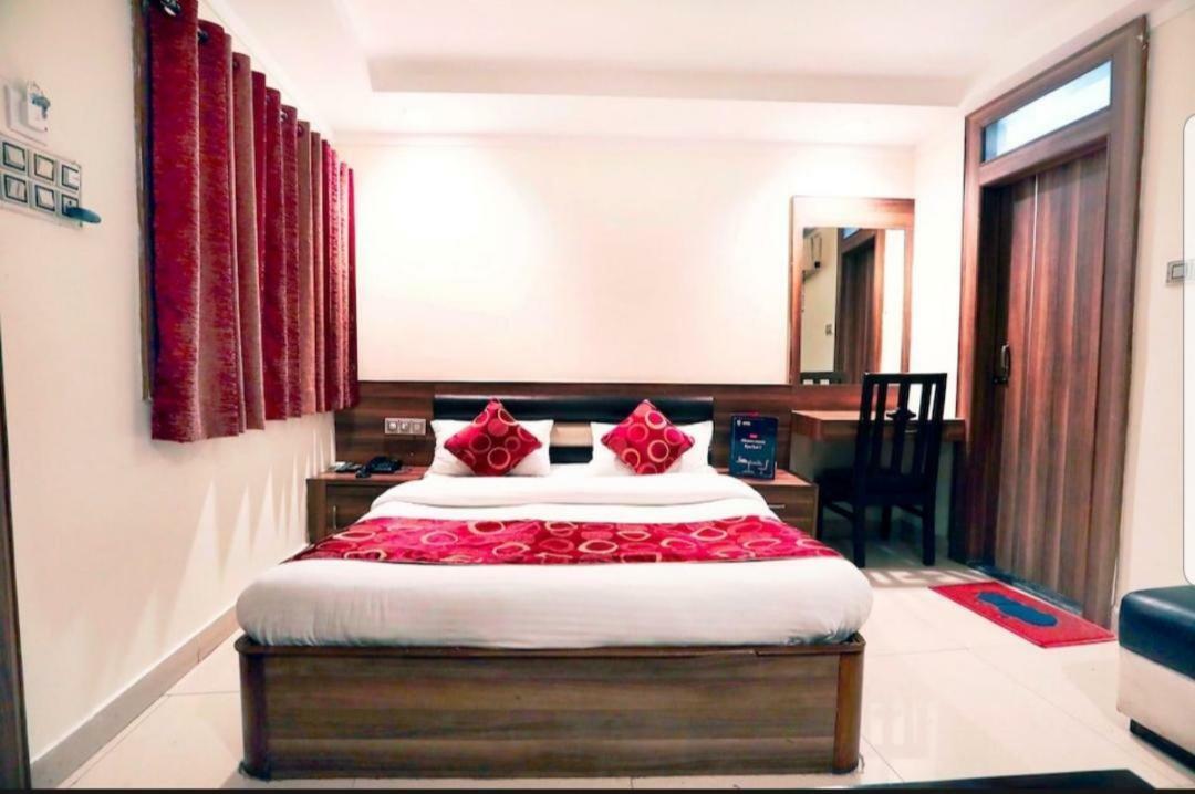 Fabhotel Ct Palace New Market Μποπάλ Εξωτερικό φωτογραφία